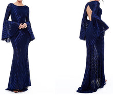 Load image into Gallery viewer, BELL SLEEVE MAXI DRESS

