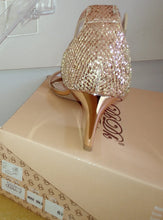 Load image into Gallery viewer, DbDk Tammi-2 Metallic Shoe
